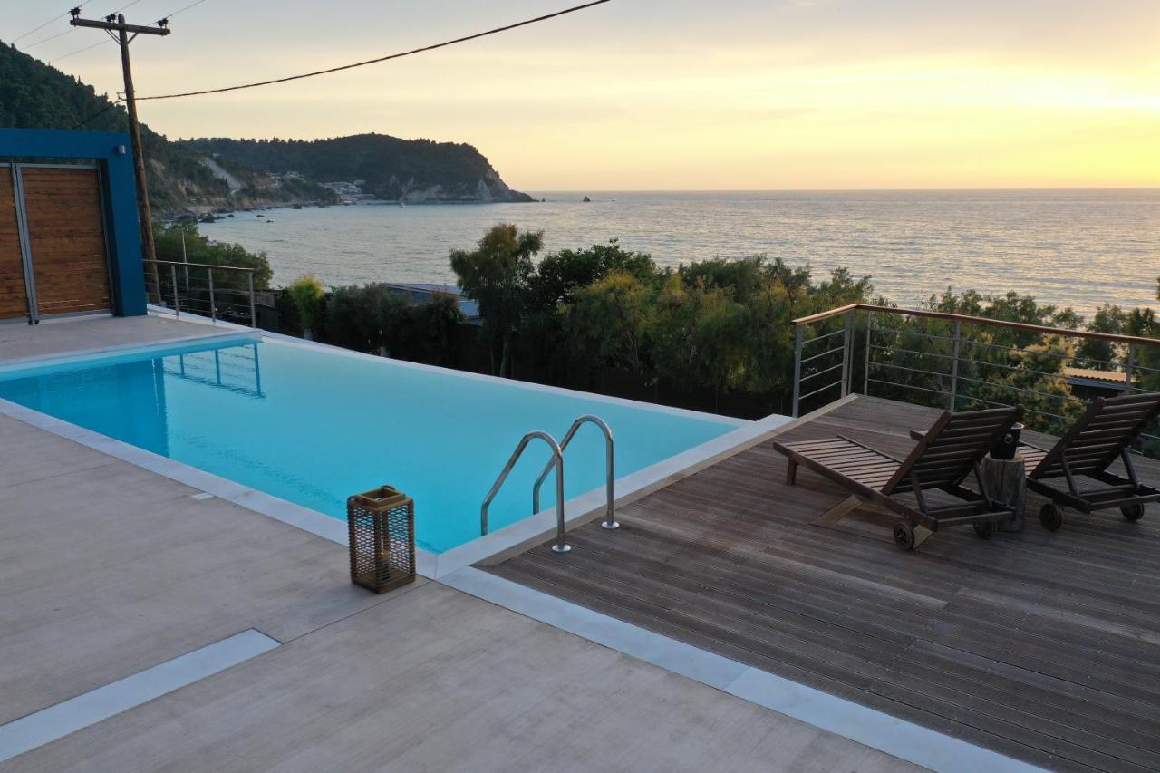 Capro - Milos Bay Villas Айос-Никитас Экстерьер фото